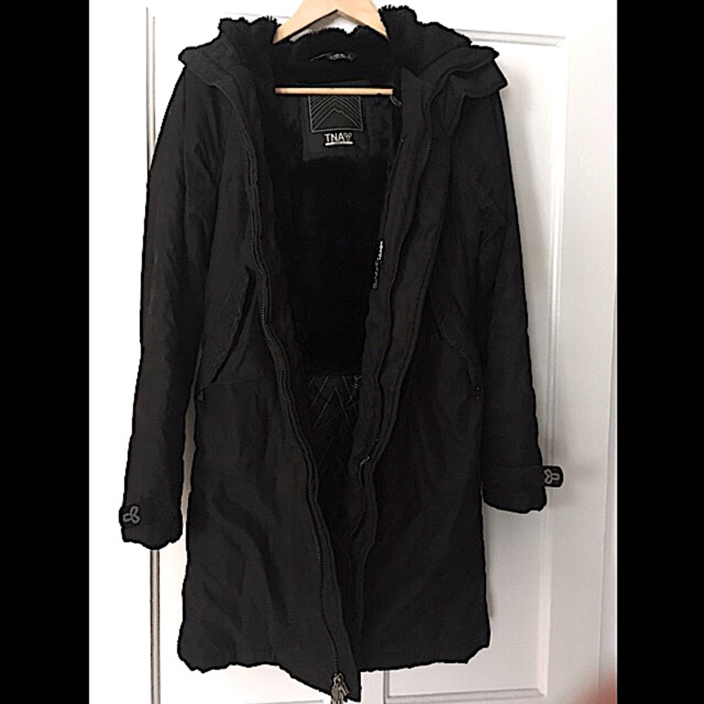 TNA Aspen Winter Coat with faux fur hood